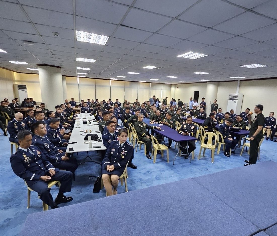 Unified Messaging: Newly Promoted Generals and Colonels Gain Insight from Mulat Narratives
